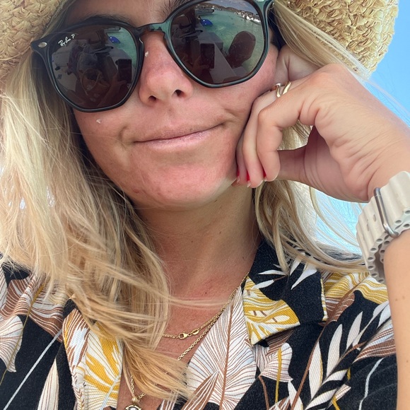 Meet your Posher, Savannah - Picture 4 of 4